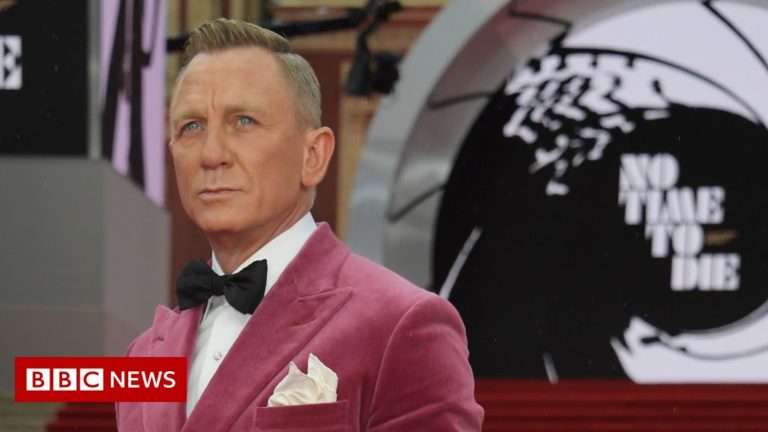 No Time To Die: Daniel Craig talks to the BBC on the red carpet for new Bond movie