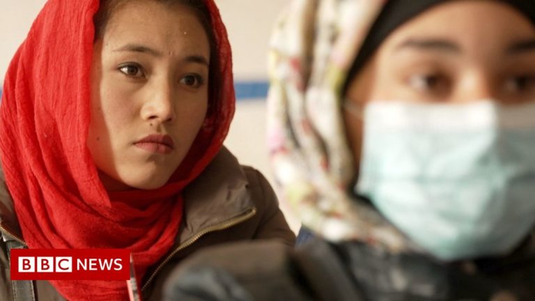 Afghanistan: The teenage girls returning to school under the Taliban