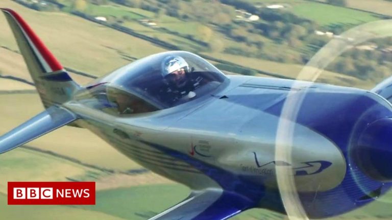 ‘World’s fastest’ all-electric plane and other tech news